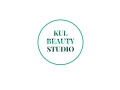 maister-manikiuru-ta-pedikiuru-v-kul-beauty-studio-small-0